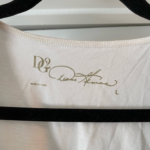 Duane Gilman Sleeveless Asymmetrical Top - Picture 3 of 4